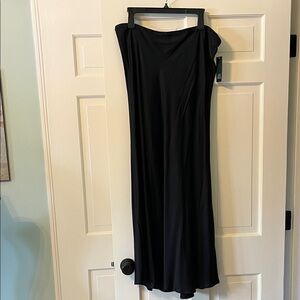 Wild Fable Black slip skirt